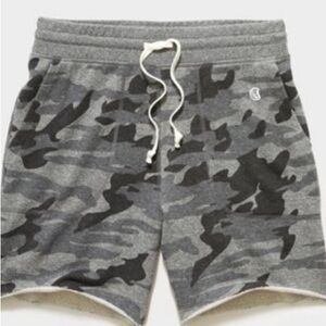 Todd Snyder + Champion 7 Camo Cut Off SweatShort Medium